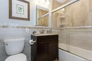 22 N Forest Ave, Rockville Centre, NY 11570 - Photo 14