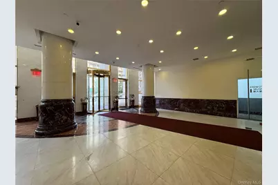 13338 Sanford Ave #15E, Flushing, NY 11355 - Photo 2