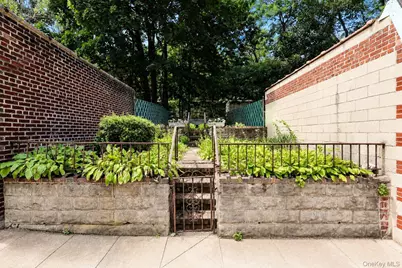 5260 79th Street, Elmhurst, NY 11373 - Photo 22
