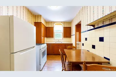 5260 79th Street, Elmhurst, NY 11373 - Photo 10