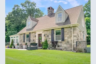 11 Viohl Way, Garnerville, NY 10923 - Photo 2