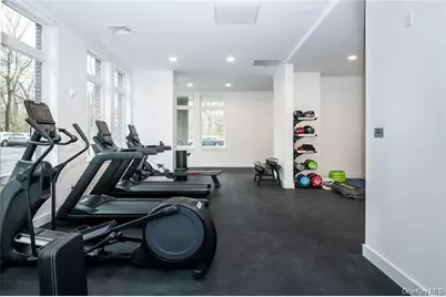 15 Parkview Avenue #406, Bronxville, NY 10708 - Photo 8
