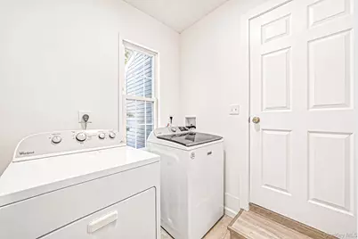 361 Decatur Avenue, Shirley, NY 11967 - Photo 28