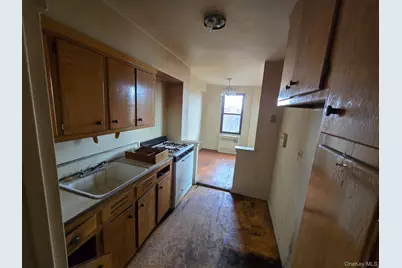 2835 Webb #7J, Bronx, NY 10468 - Photo 4