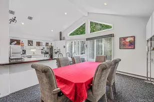 48 Oak Ave, Smithtown, NY 11787 - Photo 12