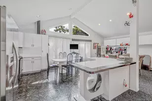 48 Oak Ave, Smithtown, NY 11787 - Photo 14
