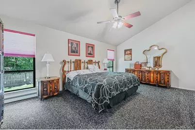 48 Oak Avenue, Smithtown, NY 11787 - Photo 18