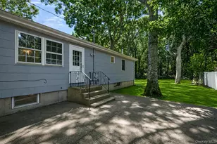 66 Norfleet Ln, Coram, NY 11727 - Photo 22