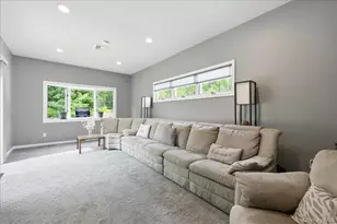 1530 Kimberly Ct, Wantagh, NY 11793 - Photo 16