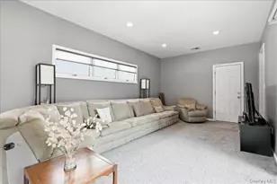 1530 Kimberly Ct, Wantagh, NY 11793 - Photo 18