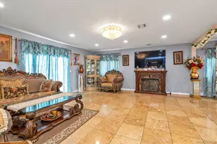 433 Atlantic Ave, Freeport, NY 11520 - Photo 2