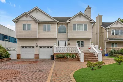433 Atlantic Avenue, Freeport, NY 11520 - Photo 1