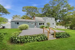 155 Hoover Pl, Centerport, NY 11721 - Photo 24
