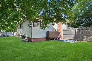 1127A Bay Shore Ave, Bay Shore, NY 11706 - Photo 38