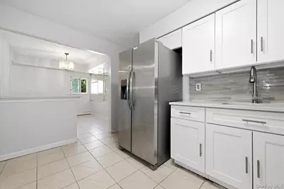 1127A Bay Shore Avenue #A, Bay Shore, NY 11706 - Photo 10