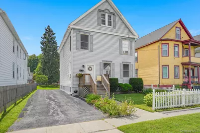 25 Taylor Avenue, Poughkeepsie, NY 12601 - Photo 2