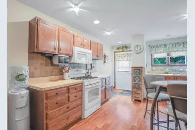 25 Taylor Avenue, Poughkeepsie, NY 12601 - Photo 8
