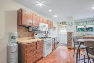 25 Taylor Ave, Poughkeepsie, NY 12601 - Photo 8
