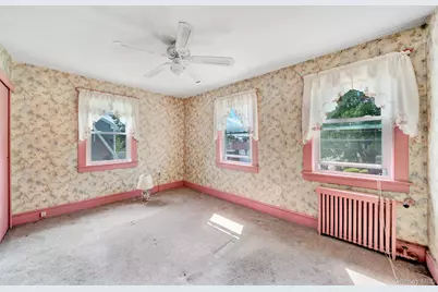 55 McKinley Avenue, Hicksville, NY 11801 - Photo 30