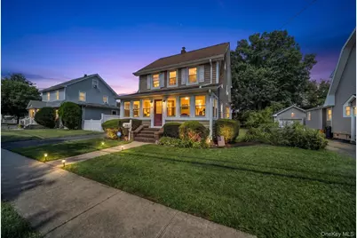 55 McKinley Avenue, Hicksville, NY 11801 - Photo 2