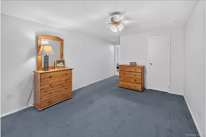 278 Brettonwoods Drive #278, Coram, NY 11727 - Photo 28