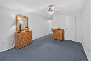278 Brettonwoods Dr, Coram, NY 11727 - Photo 28