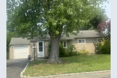 325 Glynn Street, North Babylon, NY 11703 - Photo 1