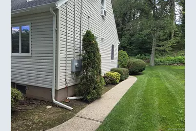 10 Irving Drive, Woodbury, NY 11797 - Photo 2
