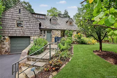 106 Glenwood Avenue, New Rochelle, NY 10801 - Photo 8
