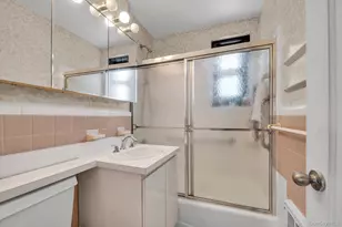 245-71 62nd Ave, Little Neck, NY 11362 - Photo 10