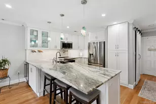 94 Pacific Blvd, Long Beach, NY 11561 - Photo 18