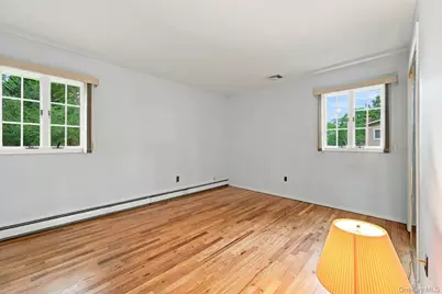 86 39th Street, Islip, NY 11751 - Photo 16