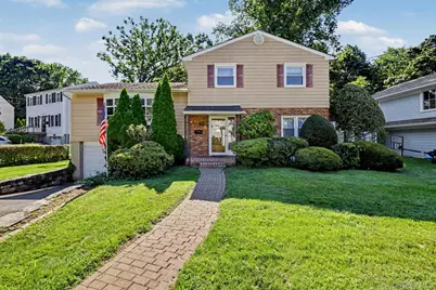 132 Laurel Avenue, Larchmont, NY 10538 - Photo 1