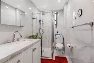 758 Brady Ave, Bronx, NY 10462 - Photo 14