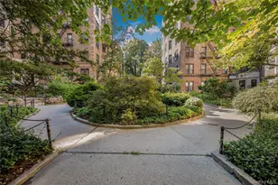 758 Brady Ave, Bronx, NY 10462 - Photo 2