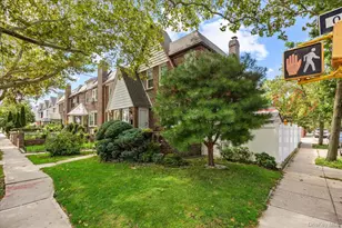 66-02 78th St, Middle Village, NY 11379 - Photo 2
