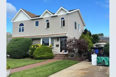 92 Van Buren Street, Freeport, NY 11520 - Photo 2