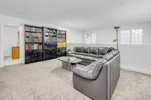 22 Westminster Way, Pomona, NY 10970 - Photo 16