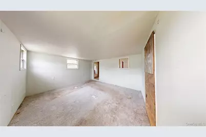 39 Valley Forge Drive, Bohemia, NY 11716 - Photo 10