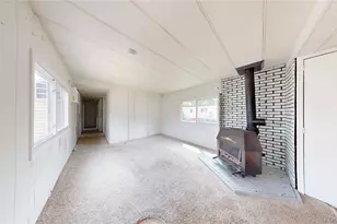 39 Valley Forge Dr, Bohemia, NY 11716 - Photo 4