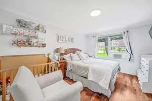4 Edwards St, Roslyn Heights, NY 11577 - Photo 16