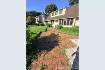 64 Lynwood Drive, Valley Stream, NY 11580 - Photo 12