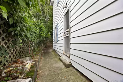 6 Arden Place, Yonkers, NY 10701 - Photo 28