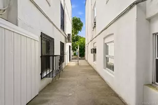 1659 W 3rd St, Brooklyn, NY 11223 - Photo 28