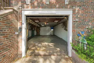 1659 W 3rd St, Brooklyn, NY 11223 - Photo 32