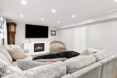21 Smith Street, Red Hook, NY 12571 - Photo 24