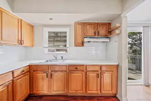 79 Jefferson St, Freeport, NY 11520 - Photo 18