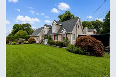 283 William Floyd Parkway, Shirley, NY 11967 - Photo 4