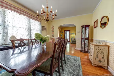 533 Marcellus Road, Williston Park, NY 11596 - Photo 10