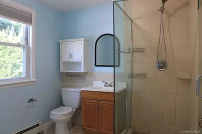 8 Washington Place, White Plains, NY 10603 - Photo 10